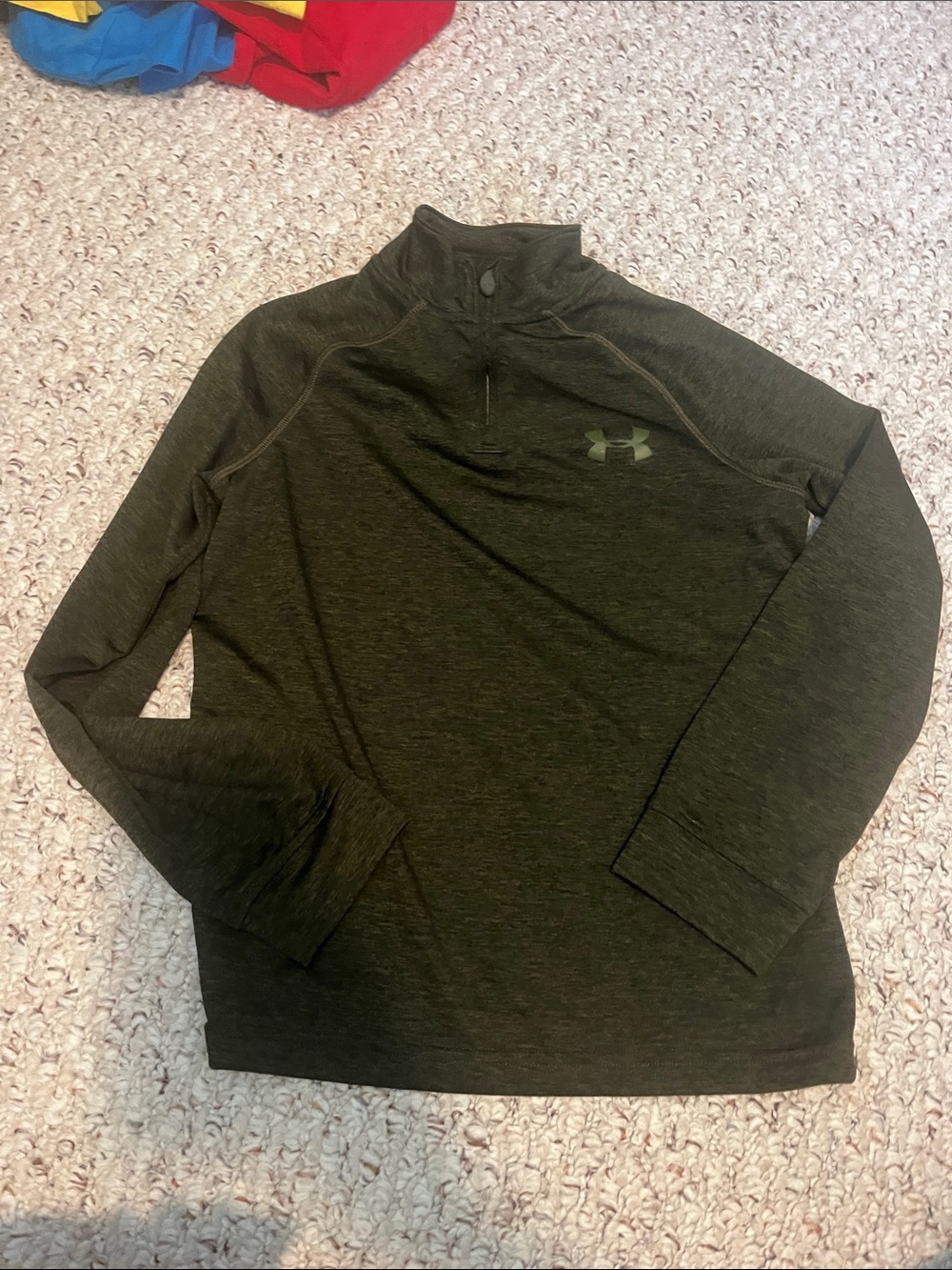 Under Armour Men's Olive Green 1/4 Zip Pullover